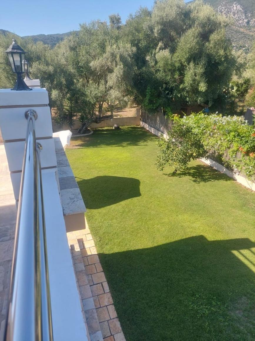 Villa Morris ニドリ エクステリア 写真